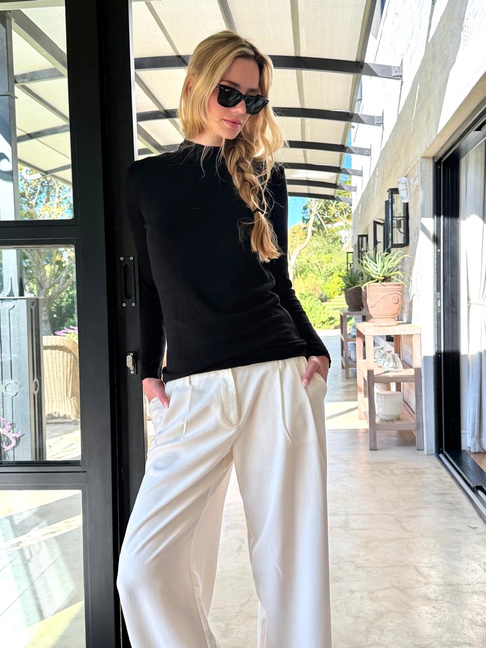Classic Poloneck Top Ivory