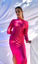 Load image into Gallery viewer, Svelte Sheathe Dress in Plisse - Fuchsia Pink
