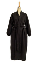 Load image into Gallery viewer, Long kimono coat with tie
