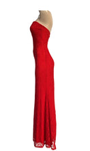 Load image into Gallery viewer, Red lace sheath
